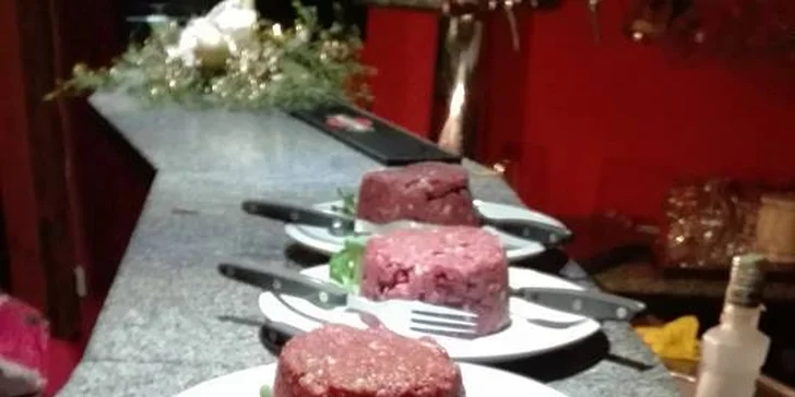 Tatarák ve sklepní hospůdce: 300 či 500 g pochoutky z pravé hovězí svíčkové