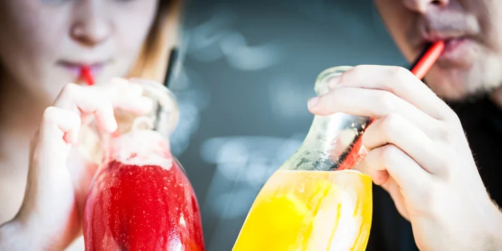 Zapůjčení deskových her na celé 3 hodiny, dva drinky a něco na zub