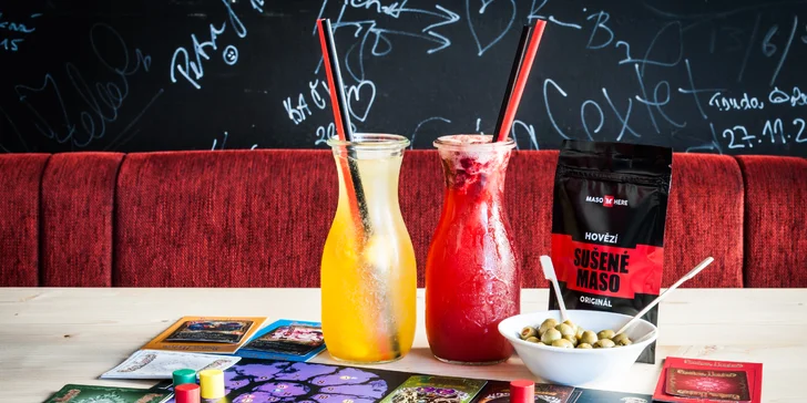 Zapůjčení deskových her na celé 3 hodiny, dva drinky a něco na zub