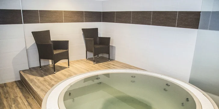 Last minute v panenských Jeseníkách: Polopenze, wellness i neomezený bazén