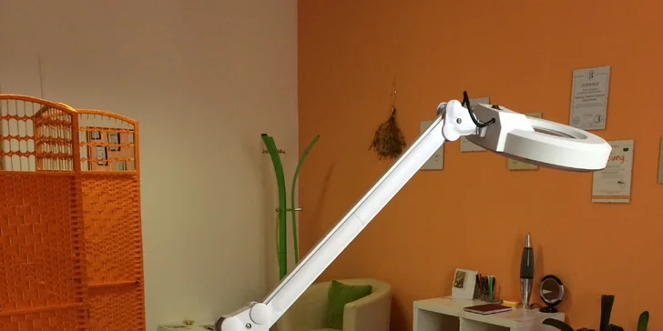 Ošetření pleti s masáží Qua-sha nebo diamantovou mikrodermabrazí