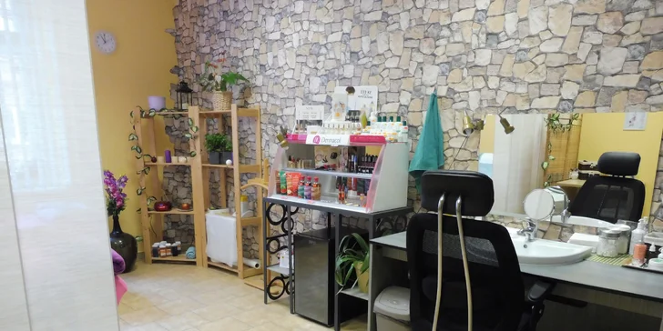 Ošetření pleti přírodní kosmetikou Karel Hádek + ultrazvuková špachtle