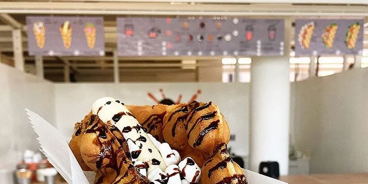 Bublinková dobrota: sladká nebo slaná hongkongská vafle a milkshake