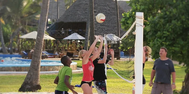 7–14 nocí na Zanzibaru: Exotický 4* resort s obrovským bazénem a česky hovořícím delegátem