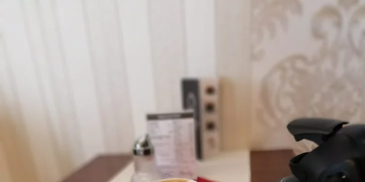 Káva, čaj a dezerty podle výběru pro 2 osoby