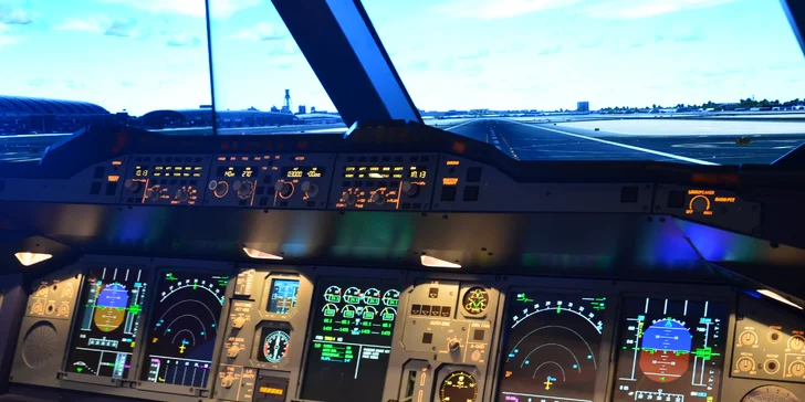Staňte se pilotem Airbusu A380: simulátor největšího dopravního letadla