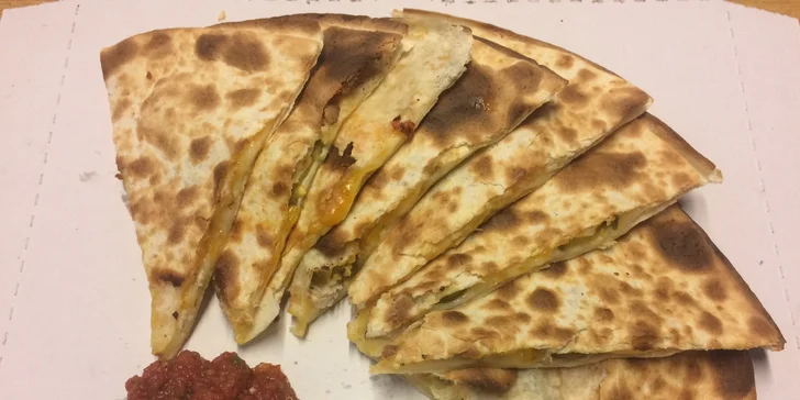 Pauza na Mexiko: Čerstvá quesadilla plněná dle výběru pro 1 nebo 2