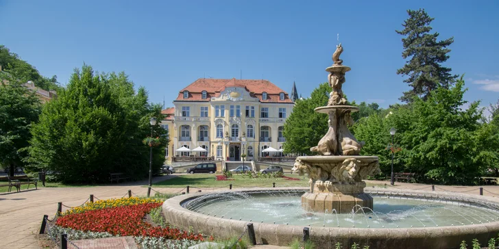 Romantický odpočinek pro dva: až 8 dní v historickém srdci Teplic