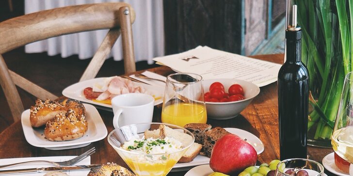 Pobyt ve 4* hotelu na lázeňské kolonádě v Poděbradech se snídaní a wellness
