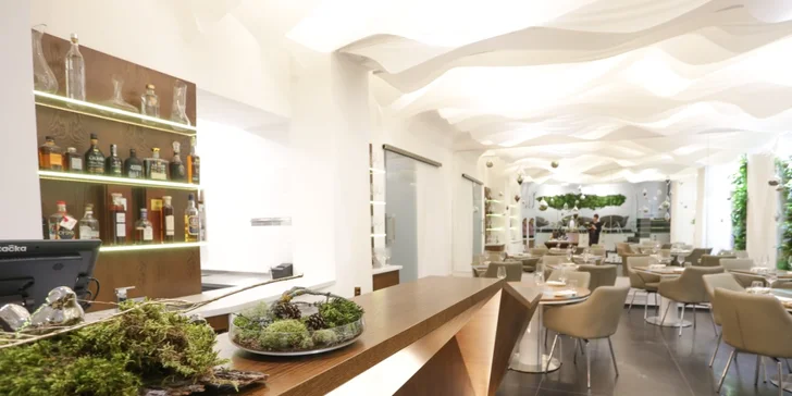 Dárkový voucher do nordicko-asijské restaurace v hodnotě 3000 či 6000 Kč