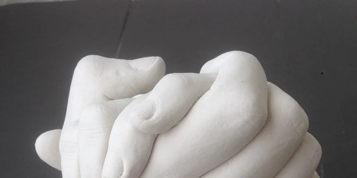 Bodycasting: sádrový odlitek ruky, ručičky či nožičky