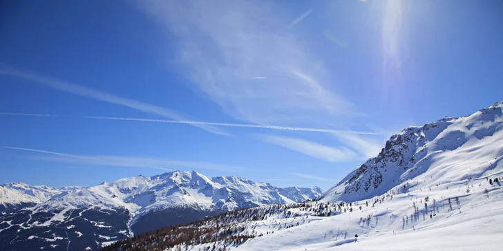 Z Bormia jezdí do Santa Cateriny a San Colombana skibus, který mají klienti se skipasem zdarma.
