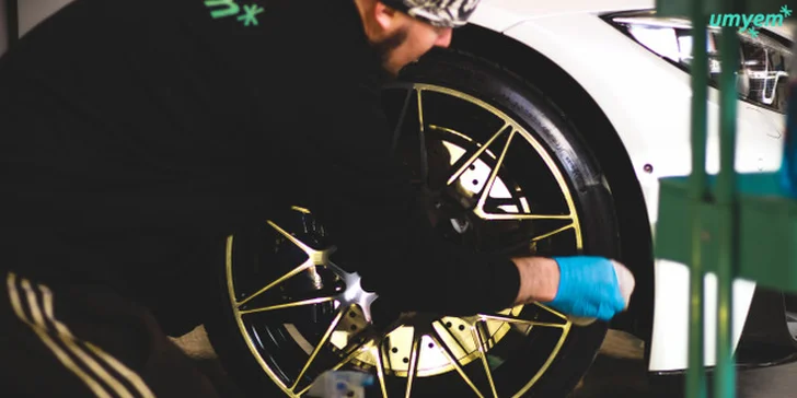 Precizní servis pro váš vůz: čištění exteriéru, interiéru i dezinfekce ozónem