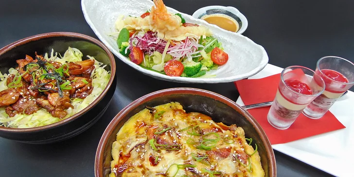 Japonské menu o třech chodech: salát s krevetami, úhoř, kuře teriyaki i dezert