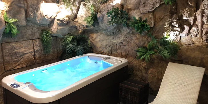 Wellness s atmosférou džungle: vířivka, finská a parní sauna i občerstvení