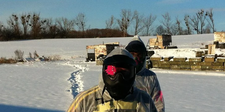 3 nadupané hodiny paintballu na hřišti s rozlohou 10 000 m² - i pro partu