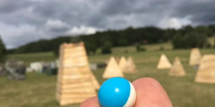 3 nadupané hodiny paintballu na hřišti s rozlohou 10 000 m² - i pro partu