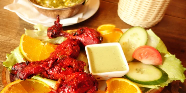 Indické menu pro 2: předkrm nebo polévka, hlavní chod i dezert dle výběru