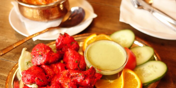 Indické menu pro 2: předkrm nebo polévka, hlavní chod i dezert dle výběru