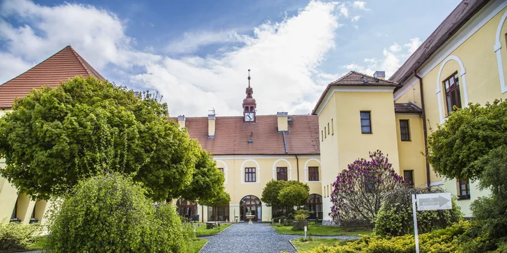 Silvestrovský pobyt na Zámku Čechtice: all inclusive, kopec zábavy