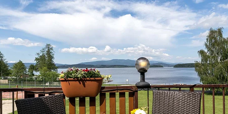 Zima nebo jaro na Lipně: pobyt v hotelu se snídaní či polopenzí