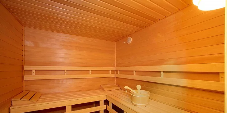 Zima nebo jaro u Lipna s polopenzí, wellness a lahví sektu