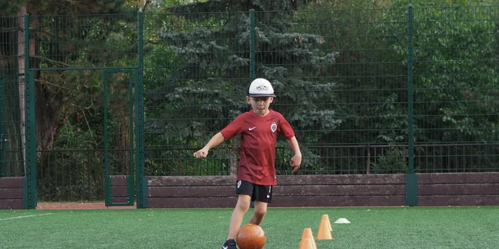 Na hřišti jako doma: Individuální a skupinové tréninky fotbalu pro děti