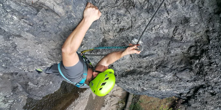 Kurz lezení v Táboře: připravte se na zahraniční Via ferrata výpravy