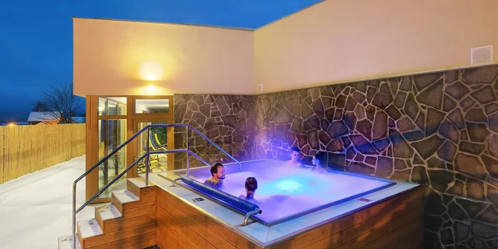 Zimní pobyt na Lipně: ubytování a s výhledem na jezero, 4chodové menu a moderní wellness
