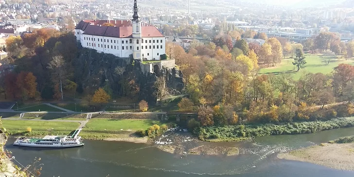 Pro horolezecké dobrodruhy: půldenní kurz bezpečného via ferrata lezení v Děčíně pro začátečníky