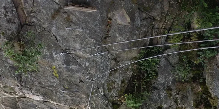 Zdolejte Vír na Vysočině: 3 hod. via ferrata lezení s trenérem pro jednoho