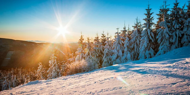 Zima nebo jaro u Radhoště se snídaněmi, beskydskou večeří a wellness