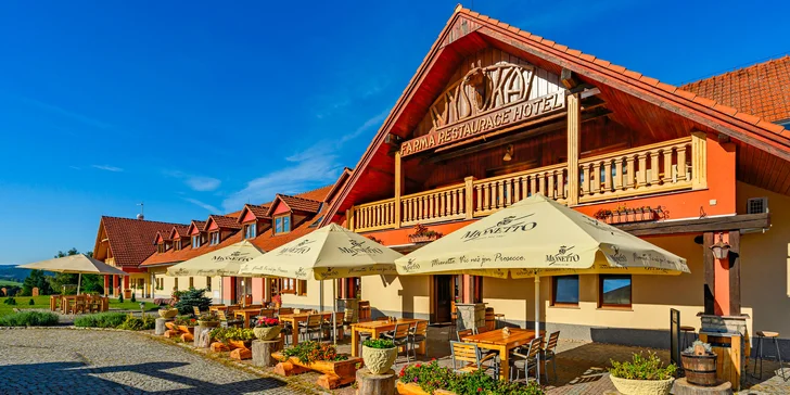 Agropobyt v podhorí Jizerských hôr: raňajky od farmárov, wellness aj zážitok pri koňoch