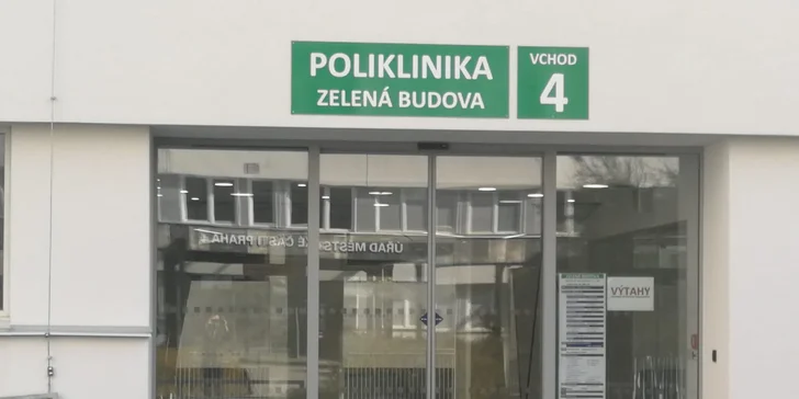 Vyhlazení či úprava mimických vrásek v obličeji botulotoxinem