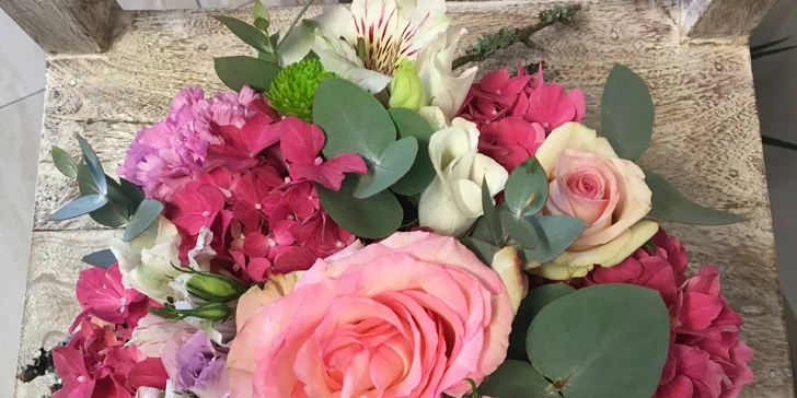 Uvažte si originální kytici: 90minutový floristický workshop