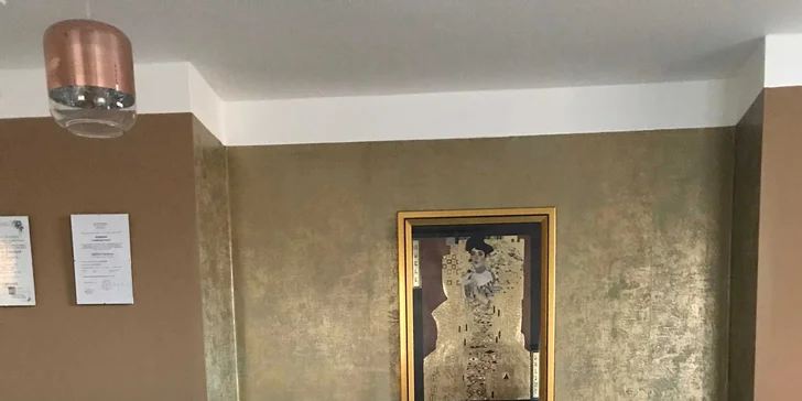 Nový set nebo doplnění prodloužených řas objemovou metodou