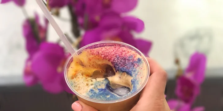 Dejte si superkávu: Cappuccino s posypem ze superpotravin pro 2 osoby