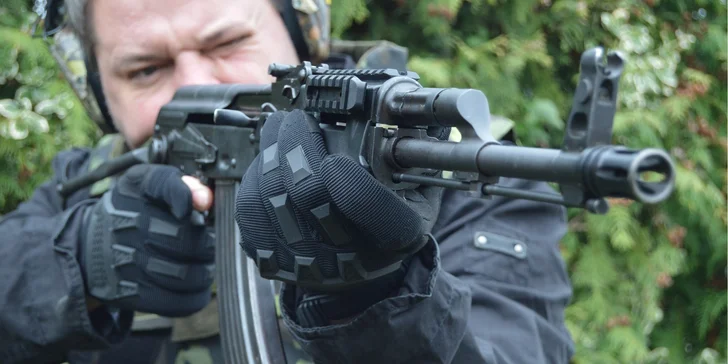 Můžete si s sebou vzít zdarma doprovod, který vás nafotí a natočí.