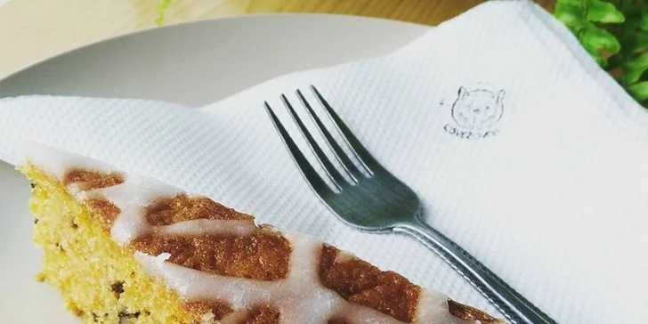 Cappuccino nebo Latté s koláčem nebo bez