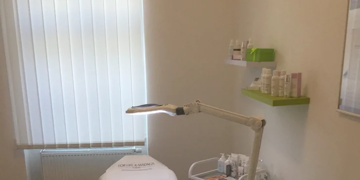 Omlazení pleti: chemický peeling nebo mezoterapie ve Studiu BlanQ