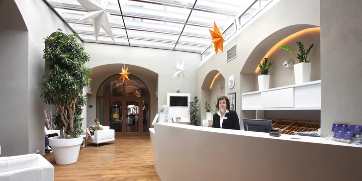 4* pobyt v Třeboni: krásný hotel přímo na náměstí, polopenze i wellness