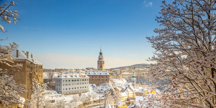 Súčasťou je aj ubytovanie, raňajky, služby sprievodcu cestovnej kancelárie Travelholic a poistenie insolventnosti CK.