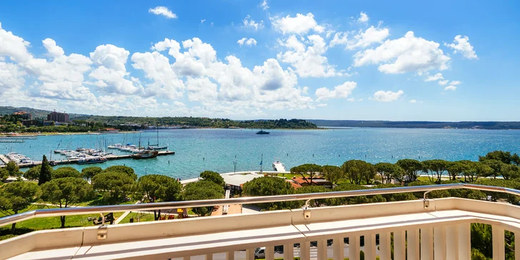 Dovolená v Portoroži: 4* hotel se snídaní nebo polopenzí, bazény, dítě do 12,9 let zdarma