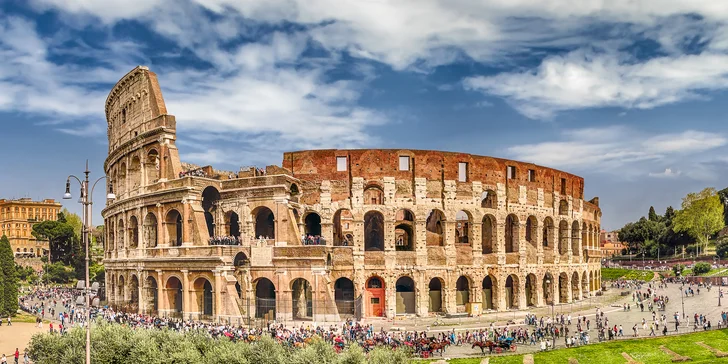 Budete mít dostatek času na prohlídku úchvatného Kolosea a také na přilehlé Forum Romanum.