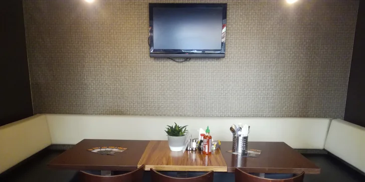 Sushi sety s 10 až 24 kousky: s chobotnicí, lososem, tuňákem i sépií