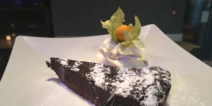 Ráj středomořských delikates: cokoliv z menu v hodnotě 500 nebo 1000 Kč