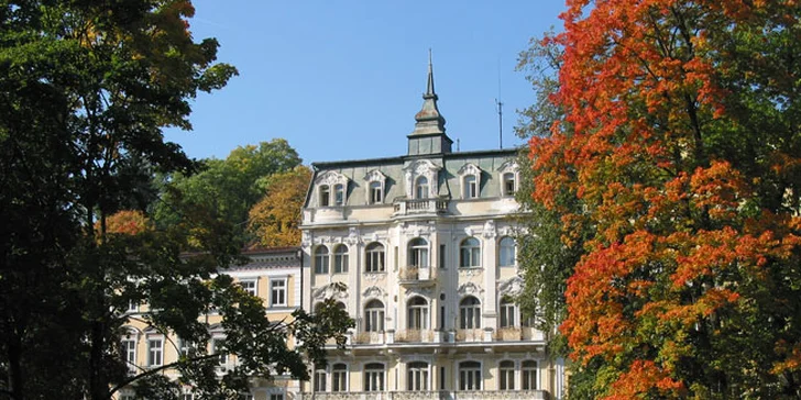 Odpočinek pro dva s plnou penzí a procedurami v centru Mariánských Lázní