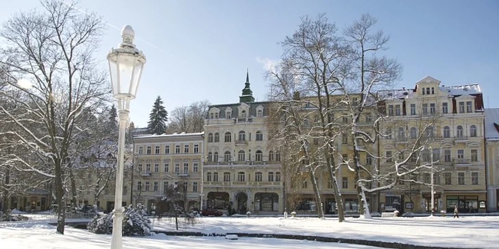 Odpočinek pro dva s plnou penzí a procedurami v centru Mariánských Lázní