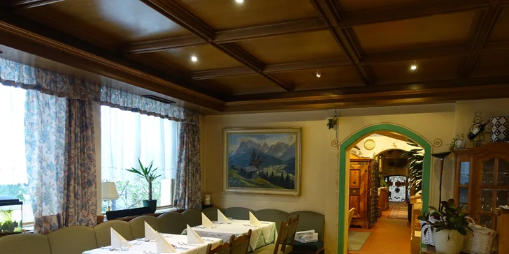 3denní lyžování v italských Dolomitech: bus, polopenze, skipas a wellness