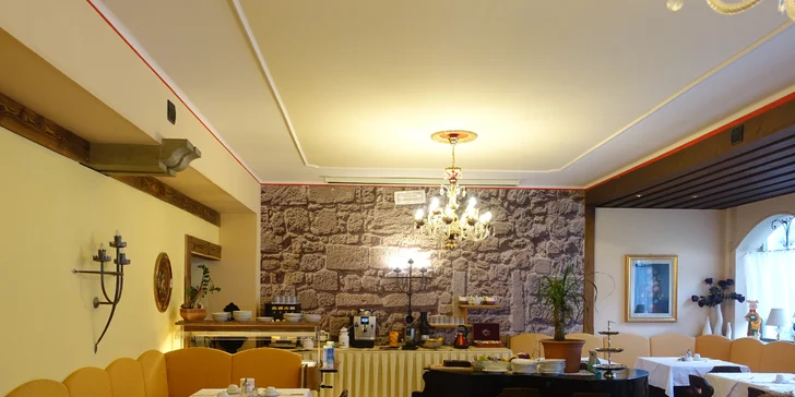 3denní lyžování v italských Dolomitech: bus, polopenze, skipas a wellness